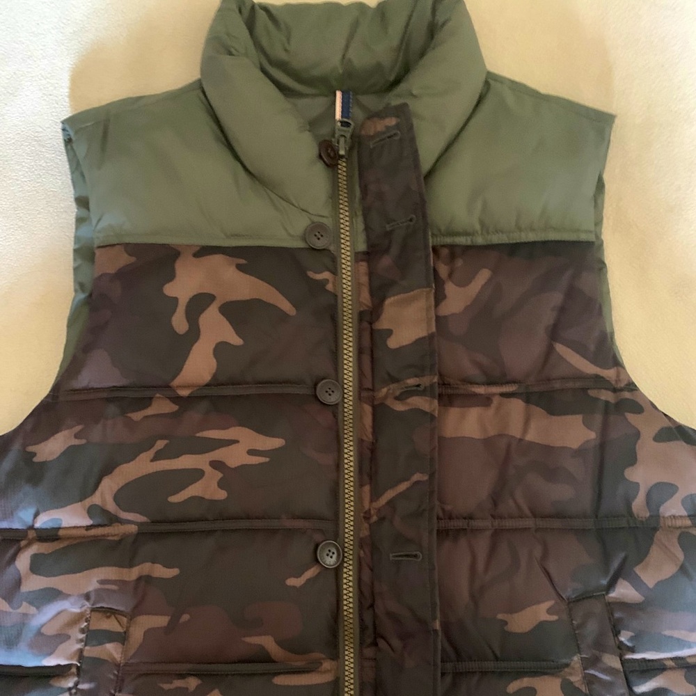 (SOLD)Men Levi Puffer vest